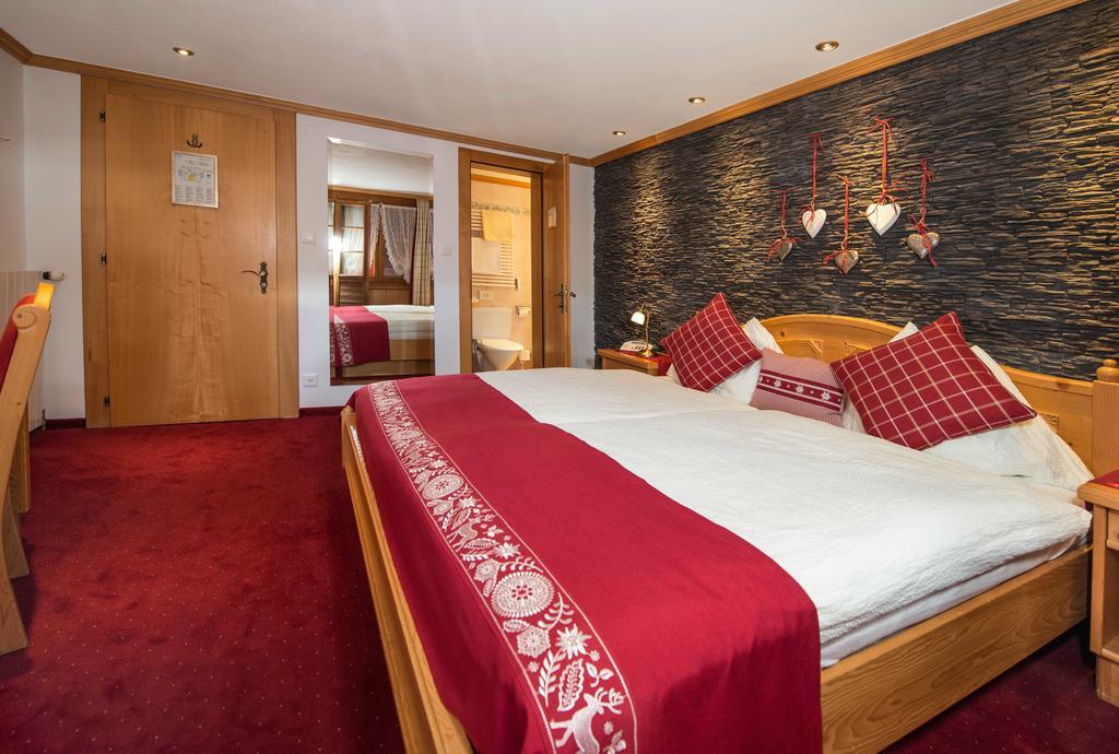 Hotel Dufour Alpin Superior - Adults Only Zermatt Exteriör bild