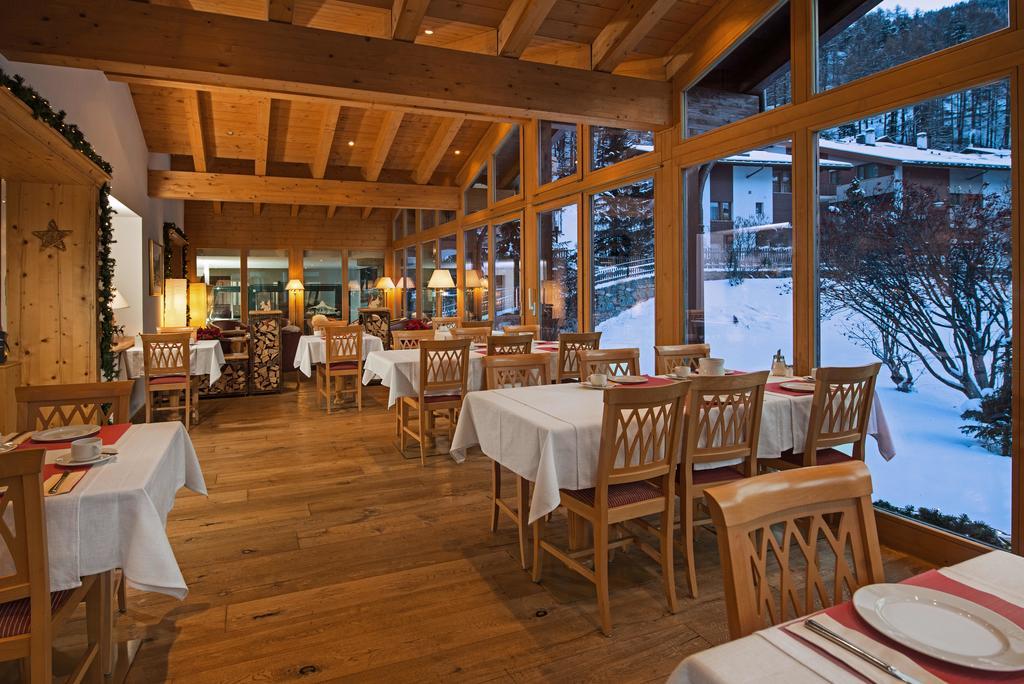 Hotel Dufour Alpin Superior - Adults Only Zermatt Exteriör bild