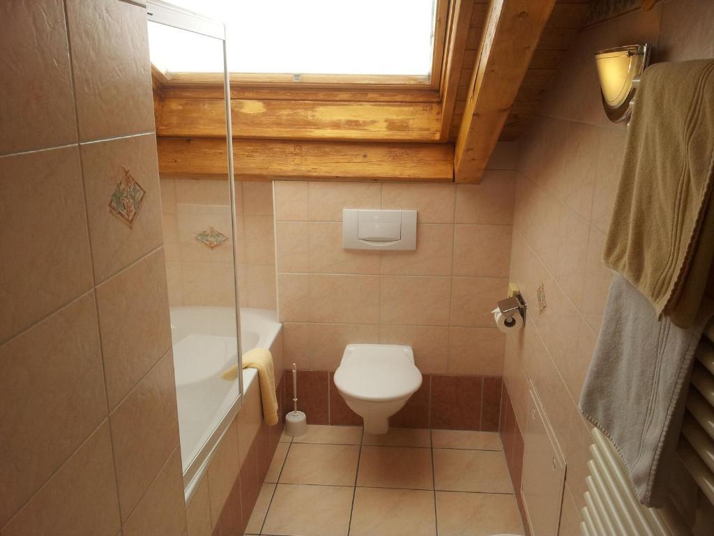 Hotel Dufour Alpin Superior - Adults Only Zermatt Rum bild